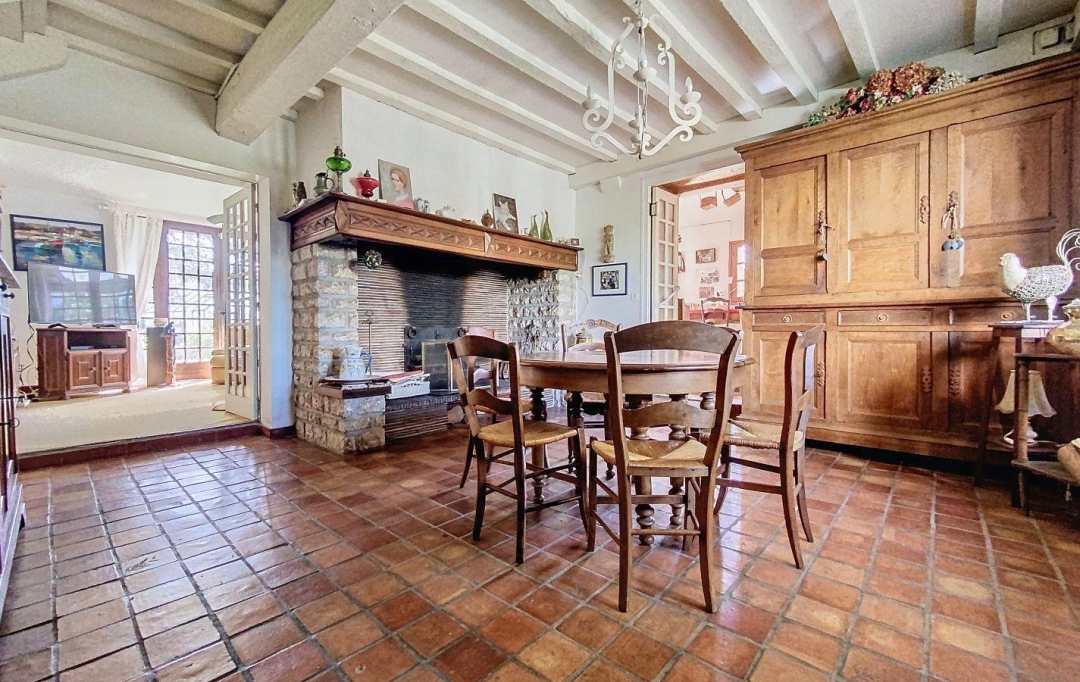 CMP SOLUTION : House | MASLACQ (64300) | 195 m2 | 329 000 € 