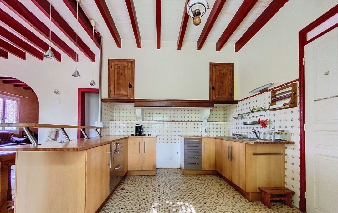 CMP SOLUTION : Maison / Villa | PUYOO (64270) | 185 m2 | 211 000 € 